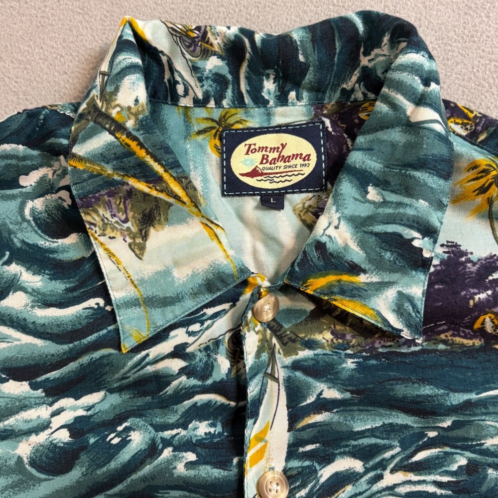 Tommy Bahama Mens Large Rayon Sailboat Palm Tree Nautical Camp Shirt Teal Blue - Picture 5 of 9